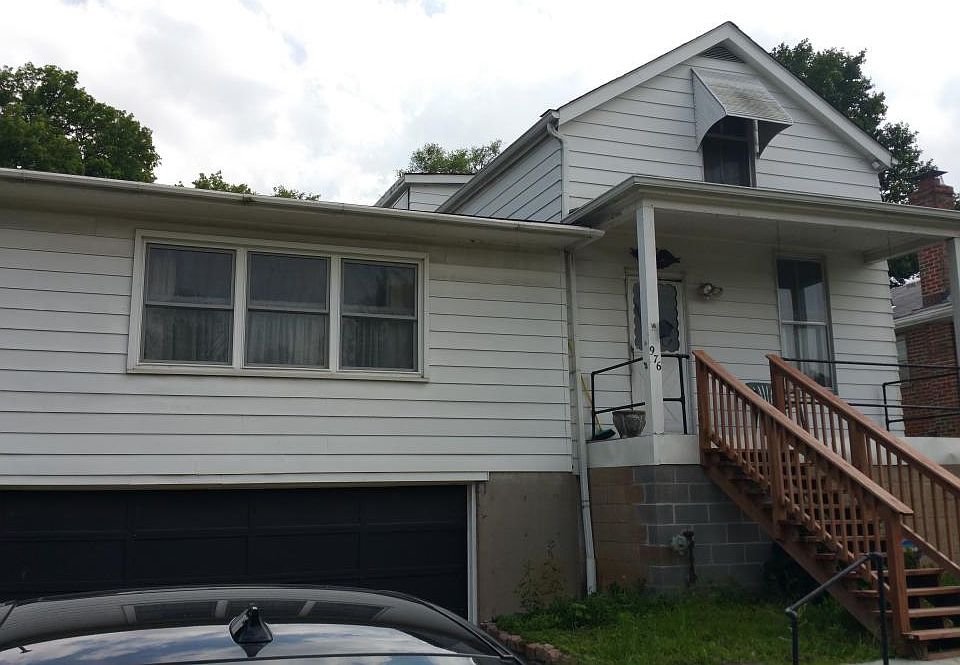 1st image of 976 Harlan Ave