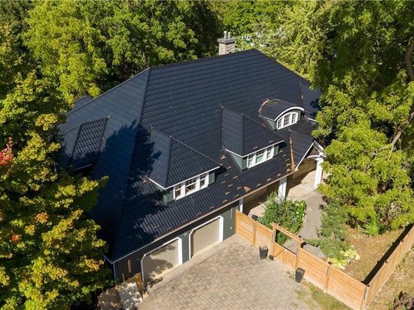 139 Mulcaster St, Barrie, ON L4M 3M8