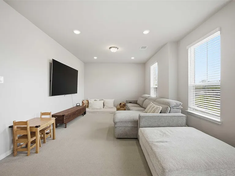 8104 Morning Melody Dr — Photo 19
