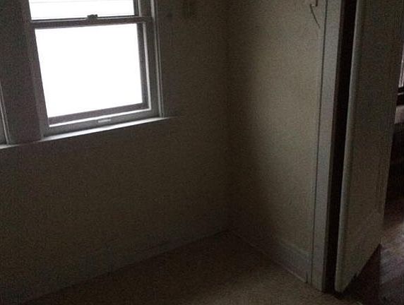 3rd image of 1253 E 137th St