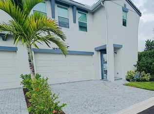 16405 Capilano Ct, Loxahatchee, FL 33470