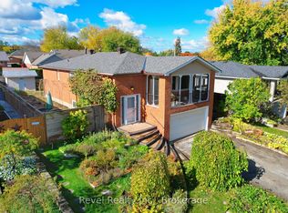 4 Teskey Ct, Collingwood, ON L9Y4R9