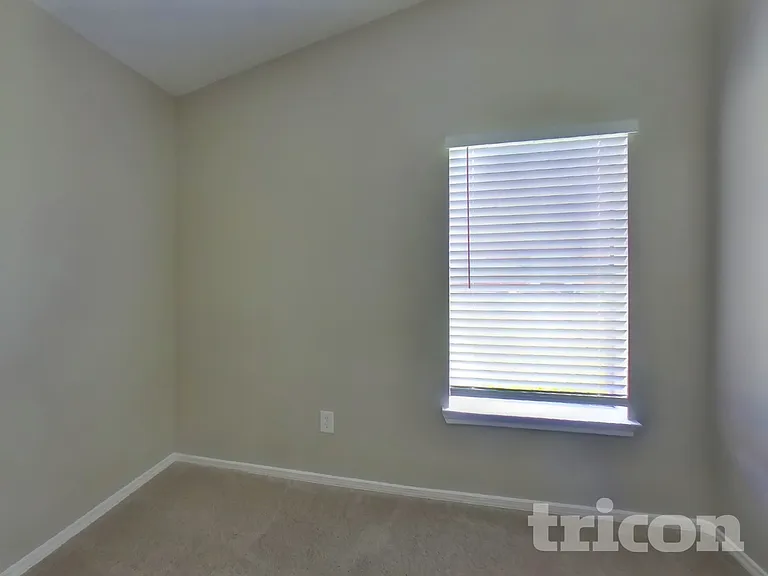 3234 Kelling St — Photo 12