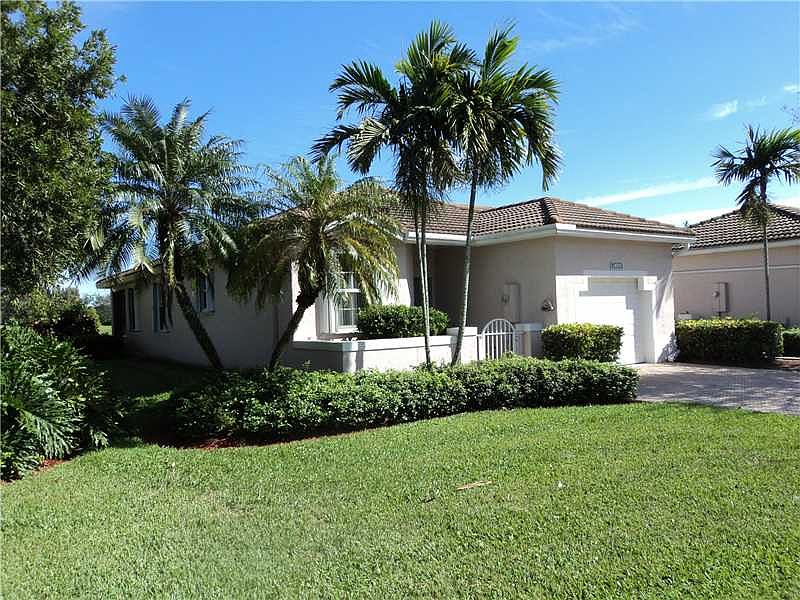 1st image of 2451 Aragon Blvd Unit 1
