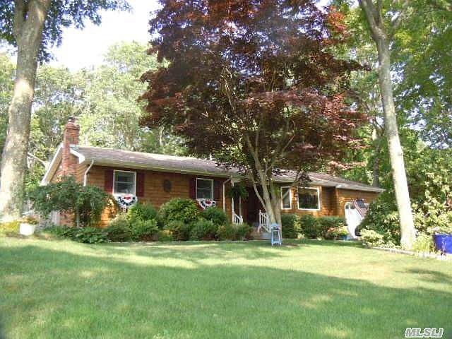 1st image of 74 Brookhaven Dr