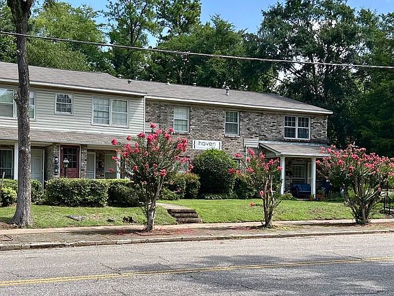 2nd image of 4110 Clairmont Ave S APT L