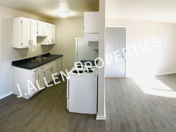 1806 Parker Cir #A, Norfolk, NE 68701