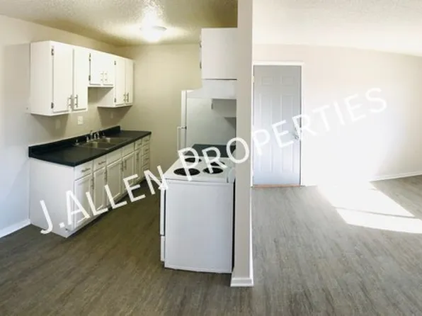 1806 Parker Cir #A, Norfolk, NE 68701