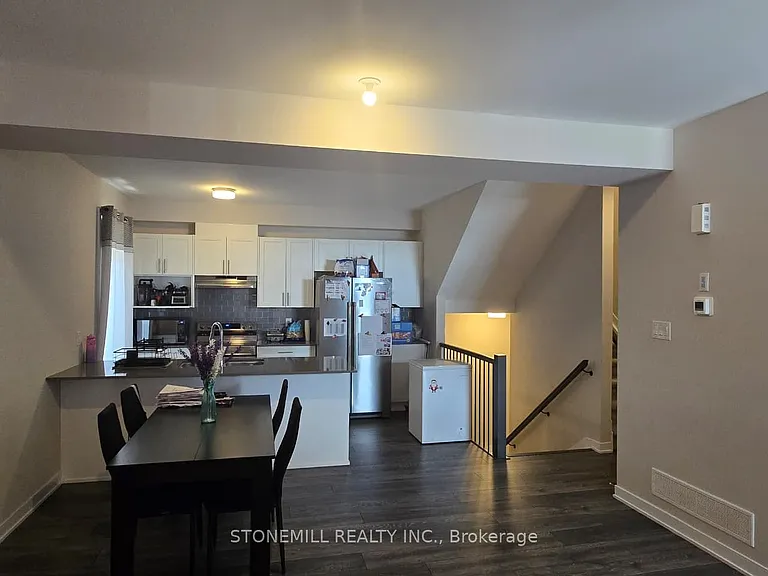 125 Beebalm Cres — Photo 6
