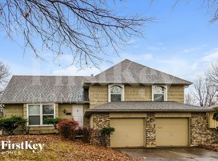11943 Manchester Ave, Grandview, MO 64030