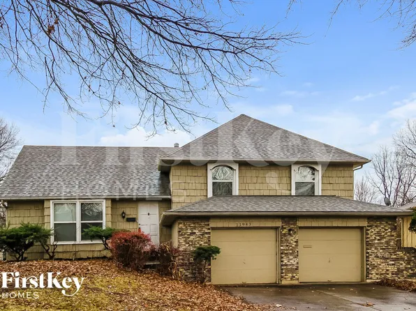 11943 Manchester Ave, Grandview, MO 64030