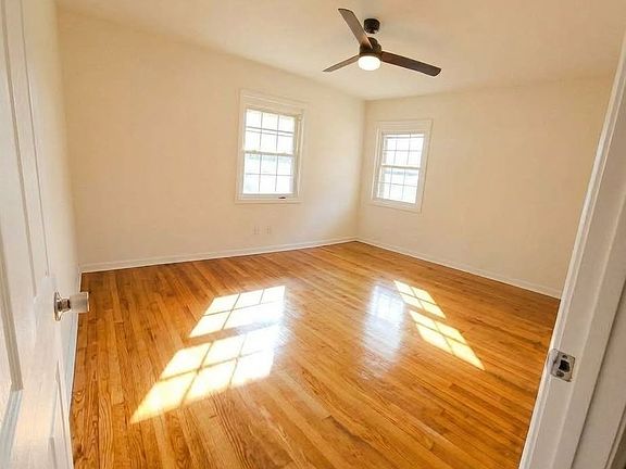 3rd image of 1746 Nearview Ave