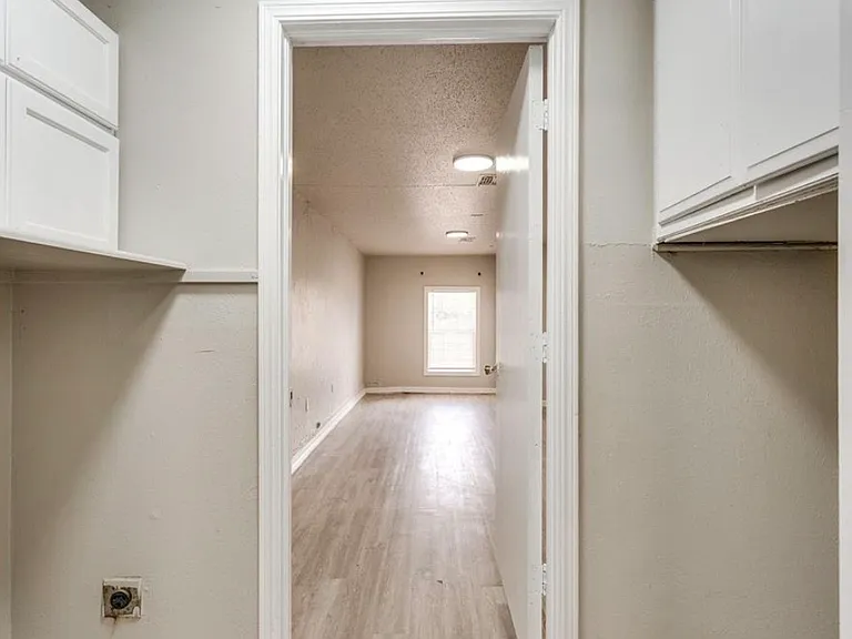 2908 SW 62nd St — Photo 19