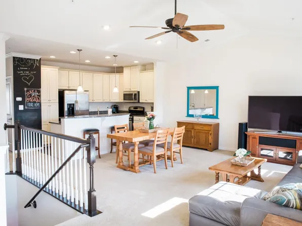 42461 Prophecy Ter, Sterling, VA 20166