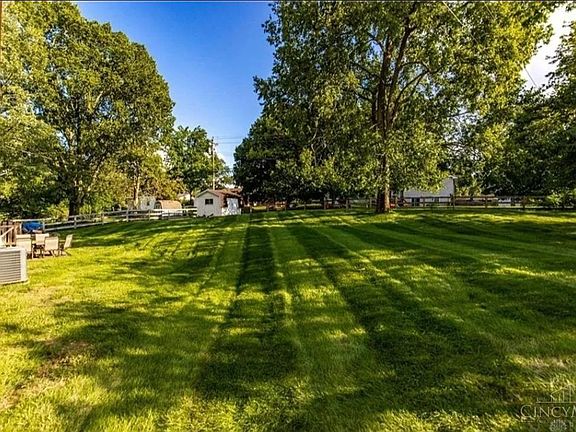 2nd image of 17 Heatherwood Ct