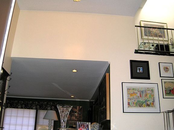 2nd image of 2 Wilshire Dr