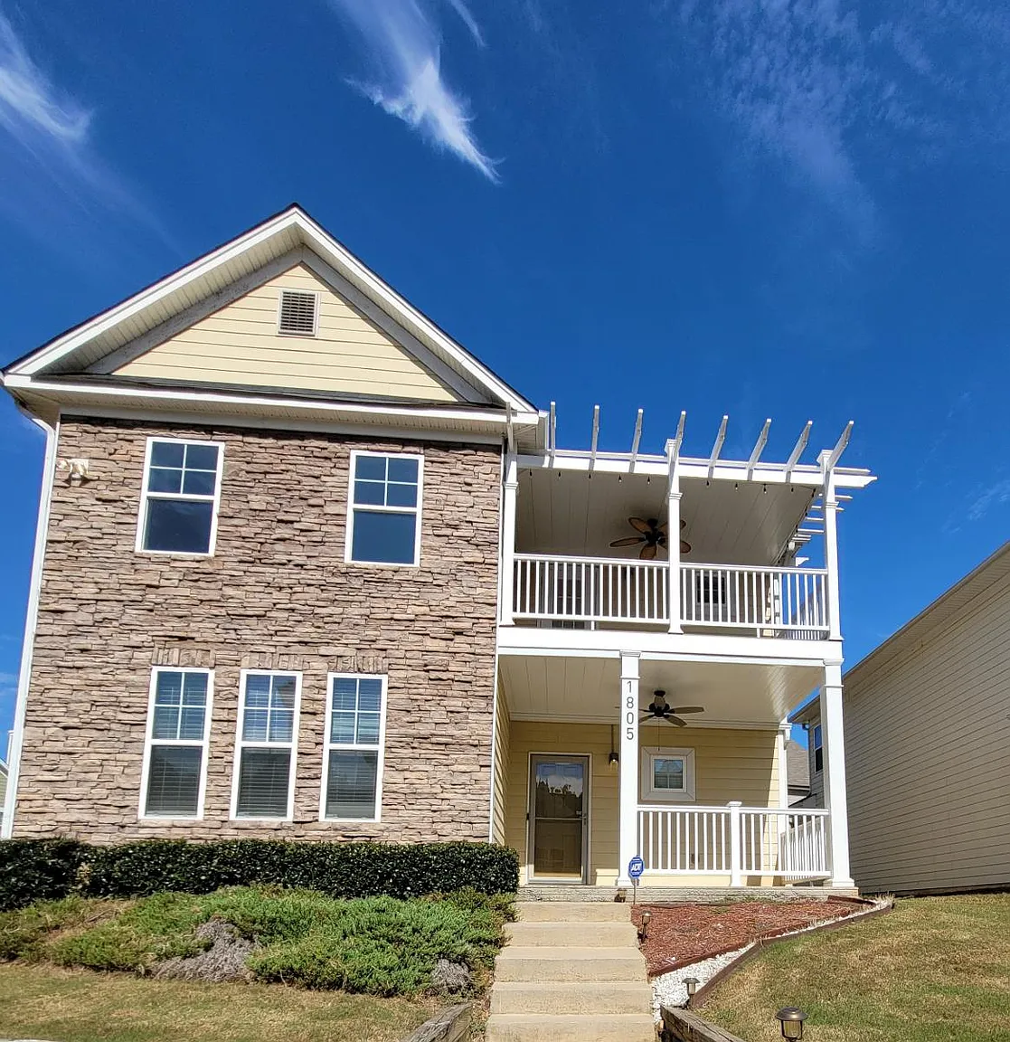 1805 Laurel Green Way photo 1