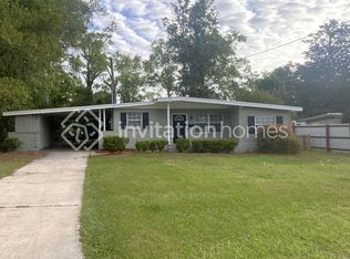 7917 Chateau Dr S, Jacksonville, FL 32221