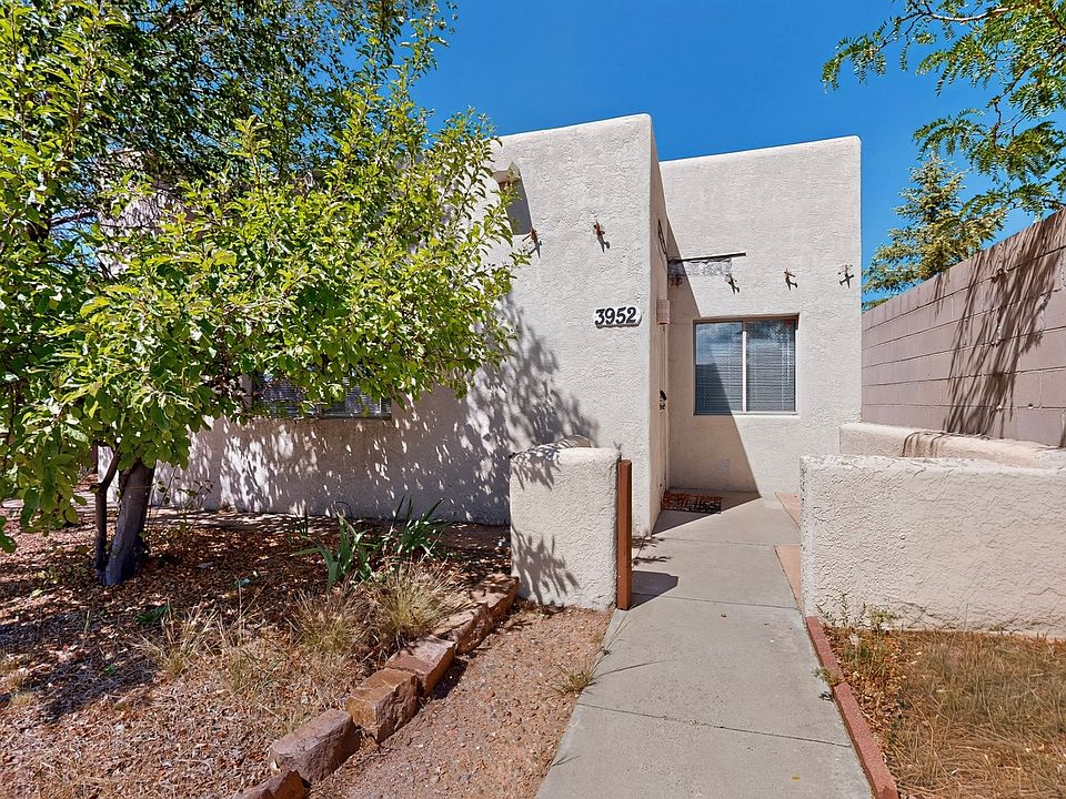 1st image of 3952 Paseo Del Sol