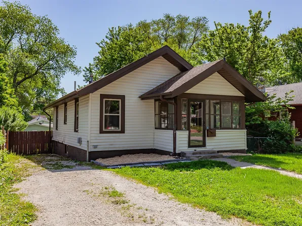 3301 Columbia St, Des Moines, IA 50313