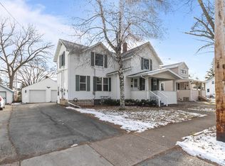 1506 N Oneida St, Appleton, WI 54911
