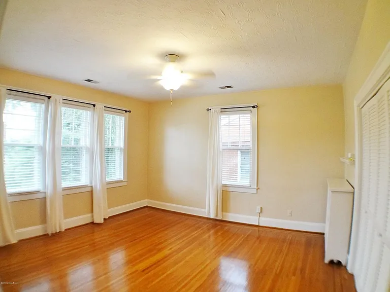 2450 Glenmary Ave #5 — Photo 7