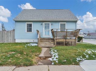 1439 3rd St SW, Cedar Rapids, IA 52404