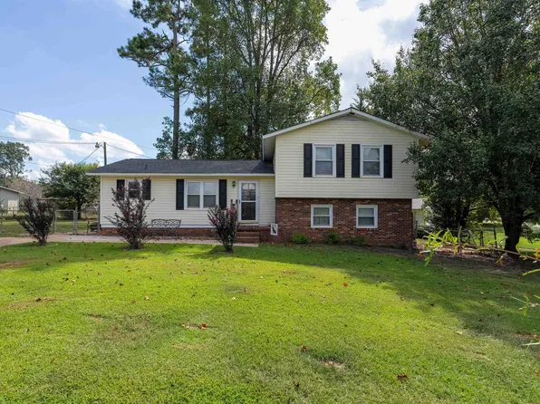 301 Sharon Ln, Easley, SC 29640