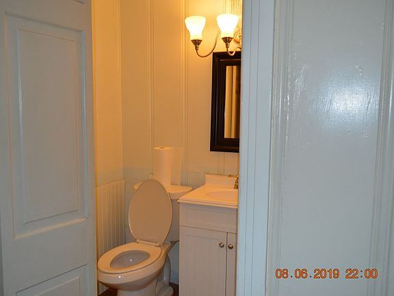 5th image of 911 Evans Dr