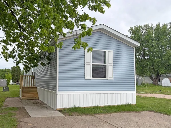 781 W Walcott Rd Lot 116, Walcott, IA 52773