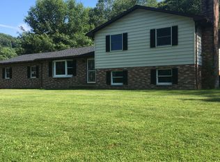1906 Stevens Run Rd, Lost Creek, WV 26385