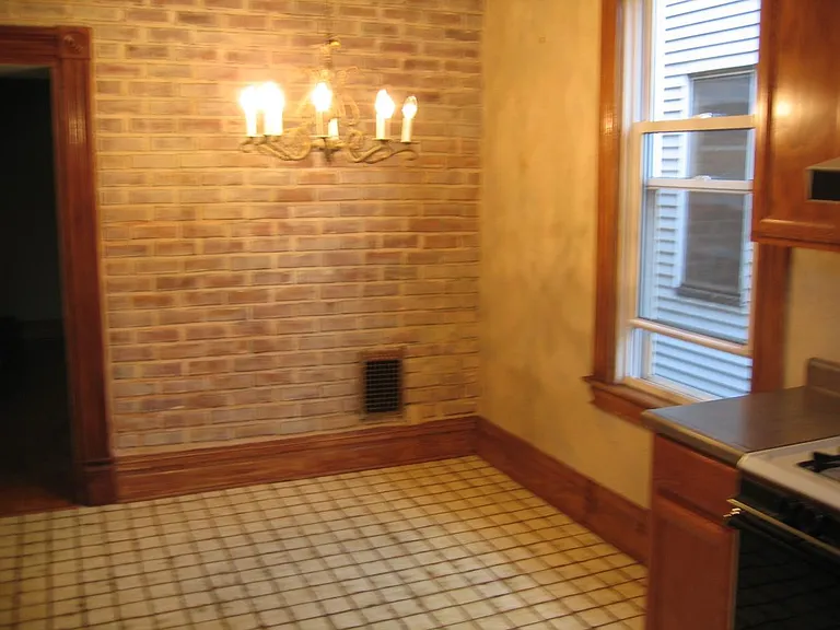 719 Savannah Ave #2 — Photo 10