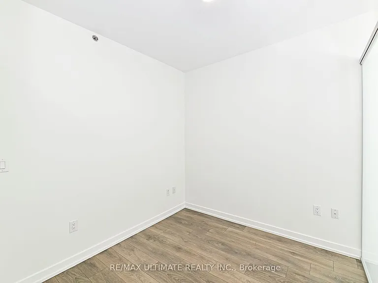 426 University Ave #1106 — Photo 18