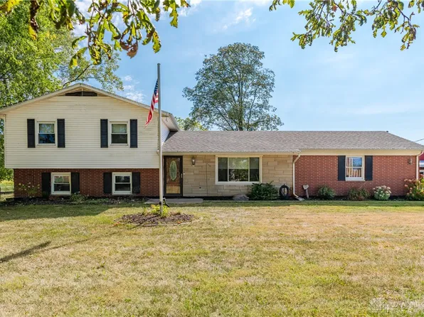 4919 Panhandle Rd, Saint Paris, OH 43072