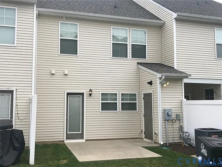 8213 Center Path Ln — Photo 18