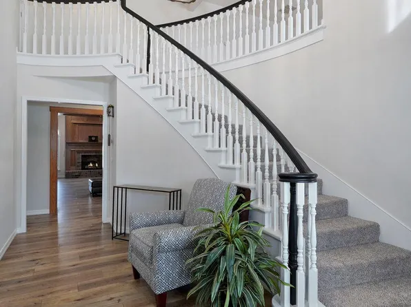 3155 S Arcadia Avenue, Springfield, MO 65804