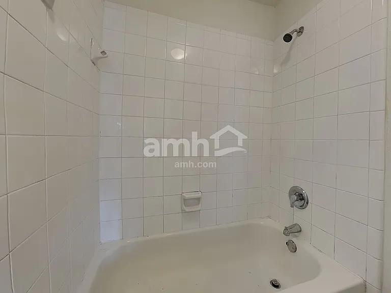 4405 Statesman Ln — Photo 22