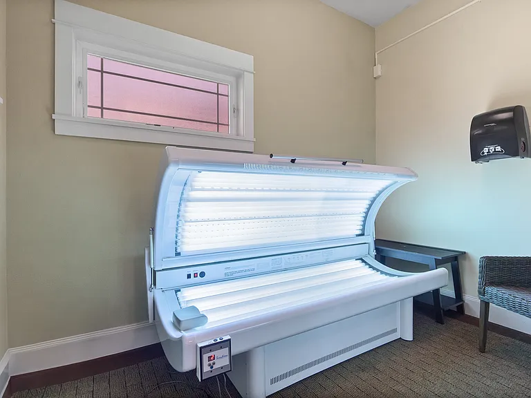 Tanning Suite