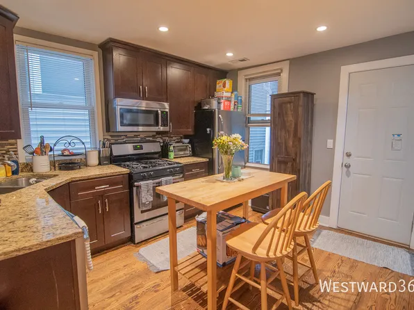 2733 N Wayne Ave #2, Chicago, IL 60614