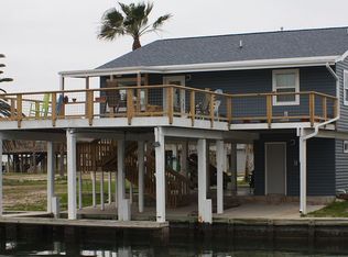 16705 Curlew Rd, Jamaica Beach, TX 77554
