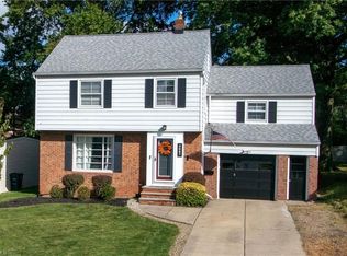 4887 Westbourne Rd, Lyndhurst, OH 44124