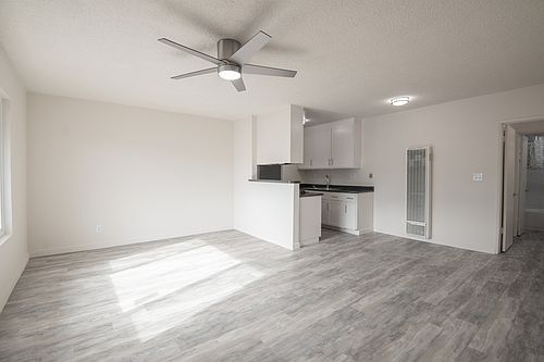 3rd image of 2928 4th St #22
