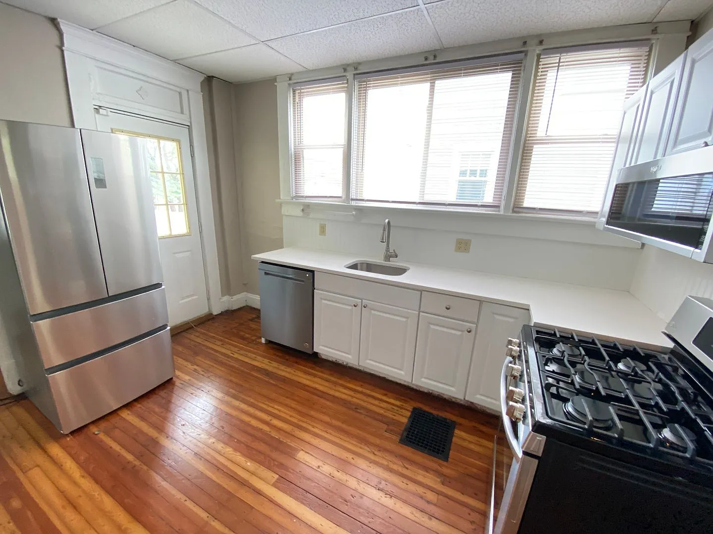 W Norwich Ave 149 GW2 — Photo 4