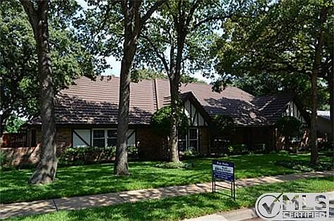 1st image of 3824 Welwyn Way Dr