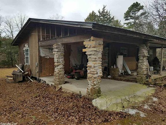 2nd image of 633 Gordan Dr
