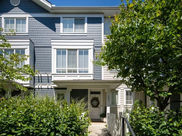 370 Latoria Blvd #23, Colwood, BC V9C 0N9