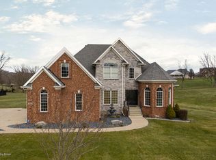 1026 Windsor Dr, Shelbyville, KY 40065