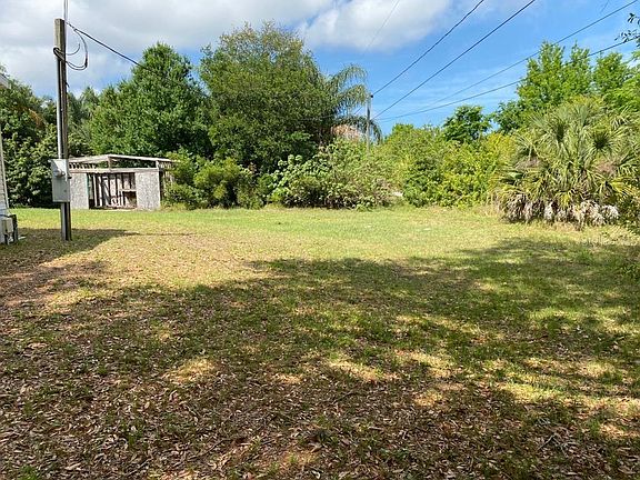 4th image of 3707 Pickford Ave