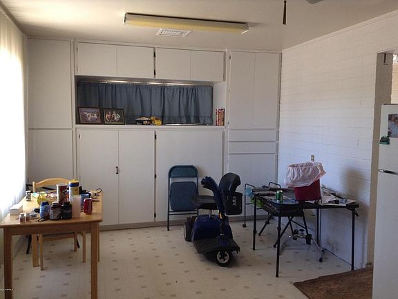 5th image of 900 N Coolidge Ave