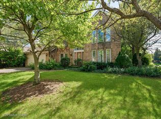 1210 Hidden Ct, Wheaton, IL 60189